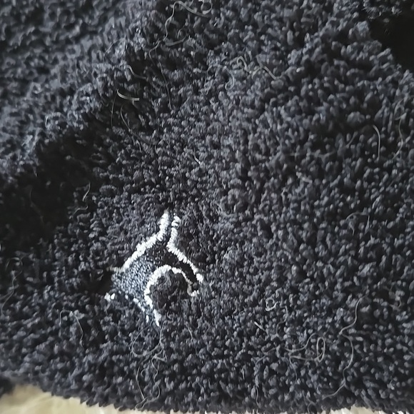 Victorias Secret PINK Black Fuzzy socks One Size Slippers Dog Logo Y2k Womens - Picture 3 of 13